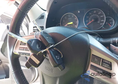 2014 Subaru Outback 2.5I Premium из США, поврежденный, VIN 4S4BRCCCXE3257352